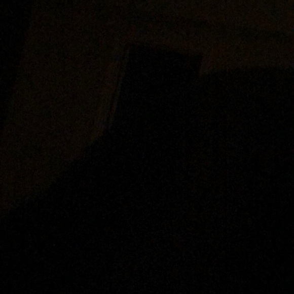 Meet your Posher, Leanne - Picture 1 of 2